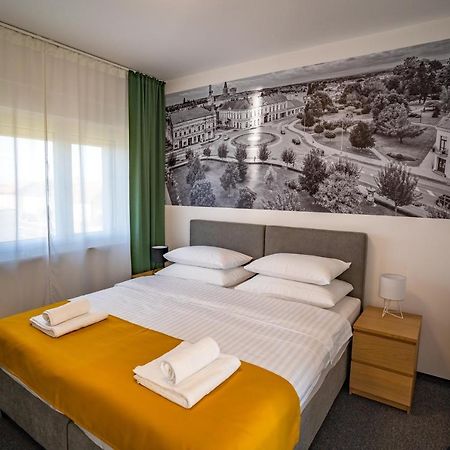 Km Therooms Bjelovar Buitenkant foto